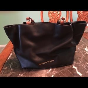 Dooney & Bourke City Flynn handbag